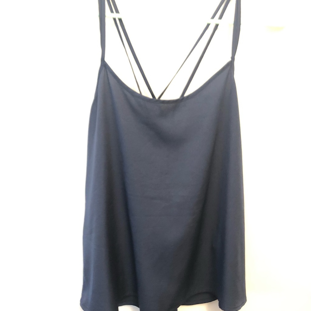 Cross-over tank top